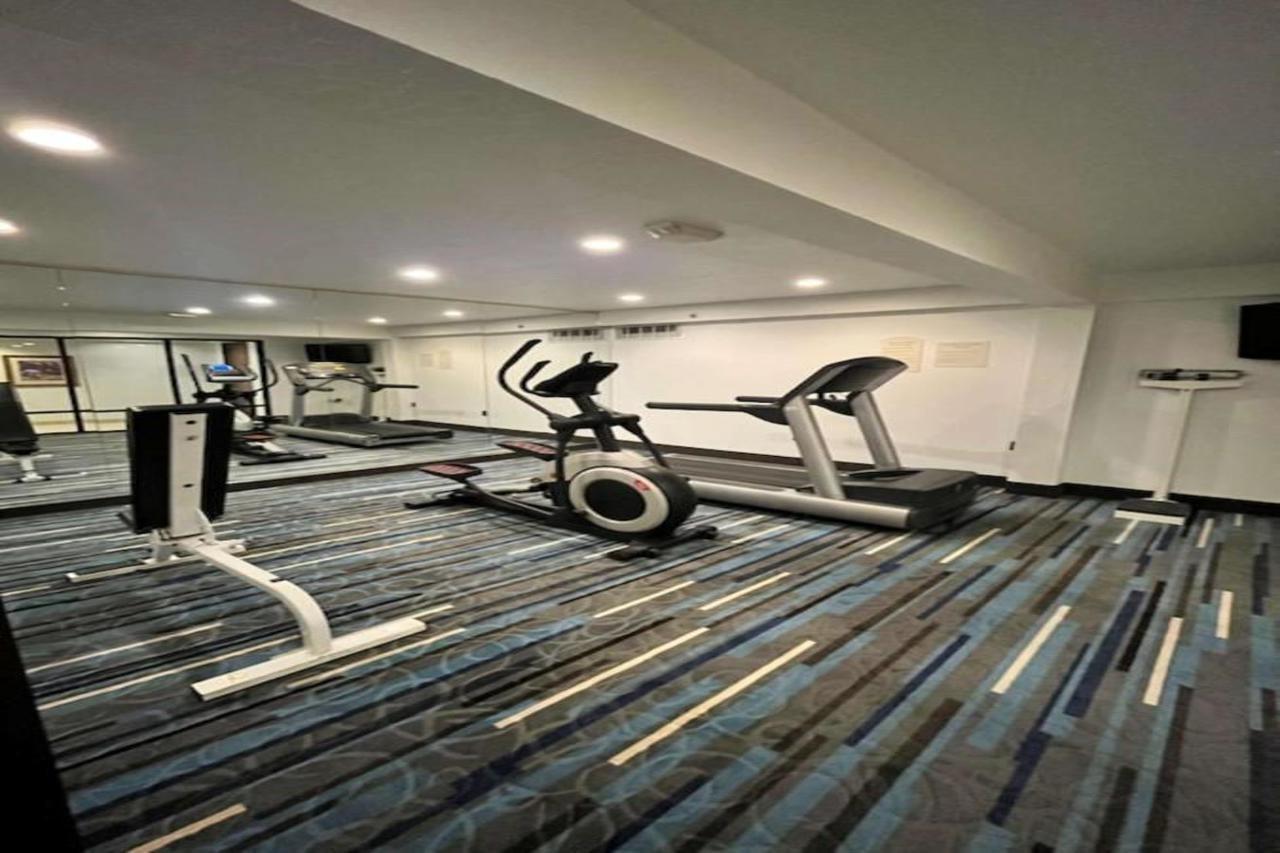 Surestay Plus Hotel By Best Western Price Ngoại thất bức ảnh